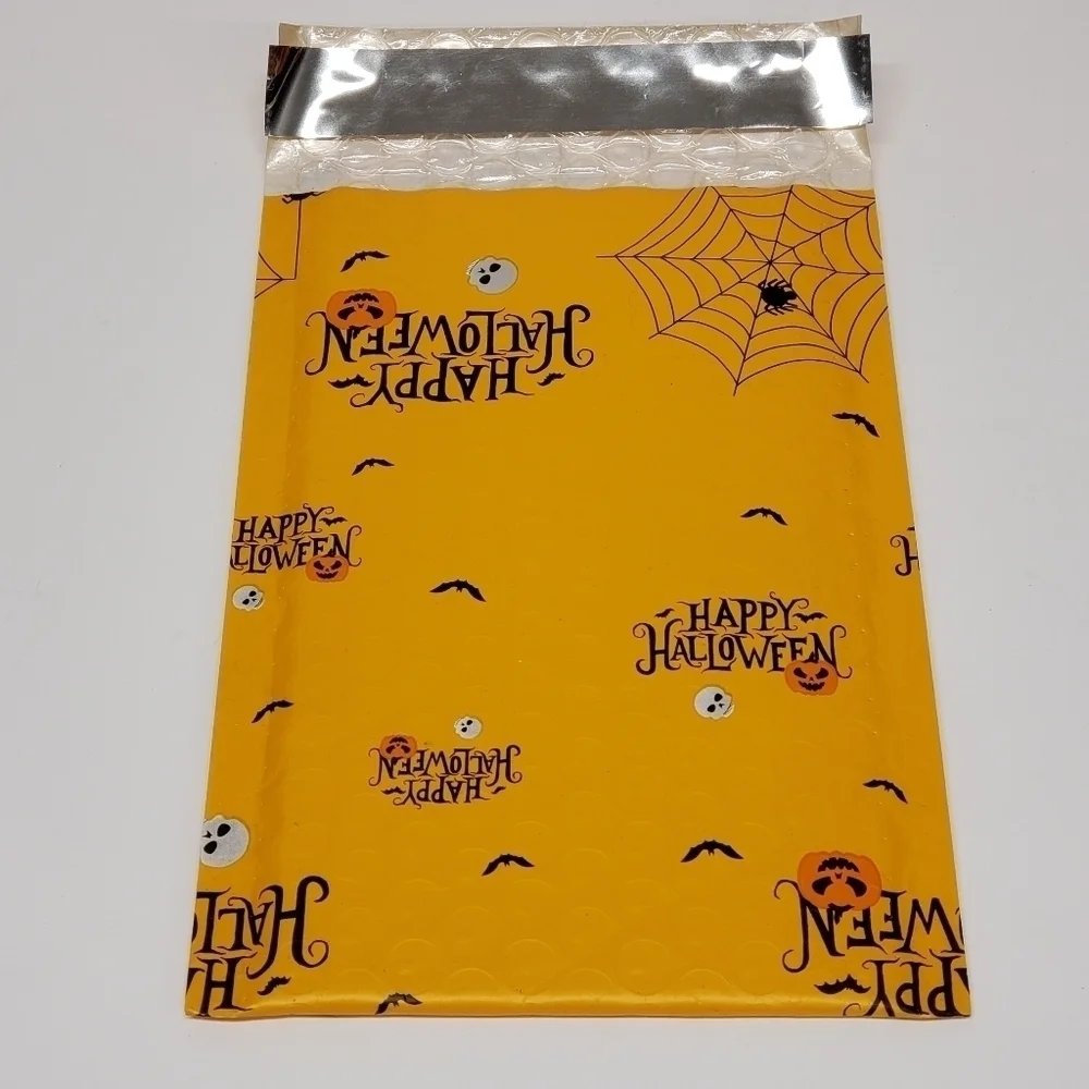 21 Happy Halloween 5x7 Padded Bubble Mailers